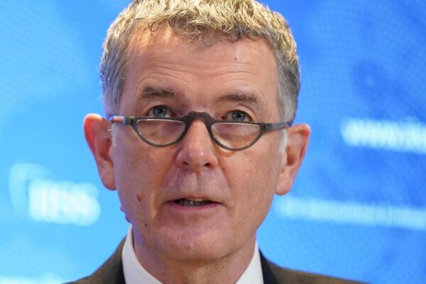 UK spy chief says ‘absolutely no evidence’ Putin wants peace negotiations