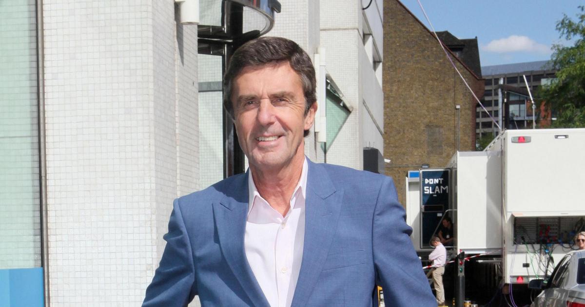 Veteran broadcaster John Stapleton dies at the age of 79