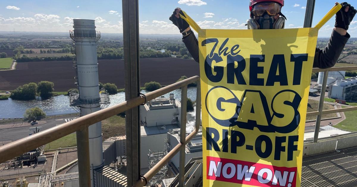 Green protesters scale chimney stacks at Nottinghamshire gas-fired power station