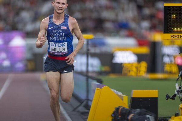 Mills and Thompson miss out on disappointing day in Tokyo