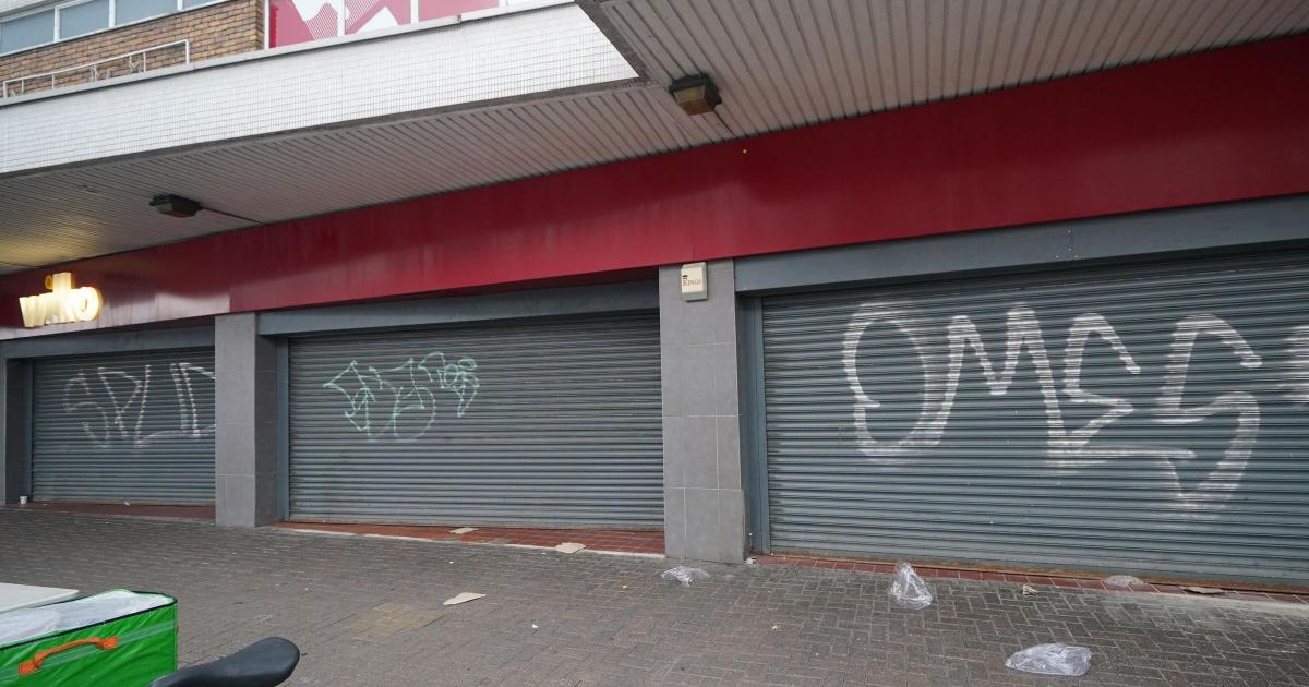 High streets to be revitalised under new powers to save local pubs and libraries