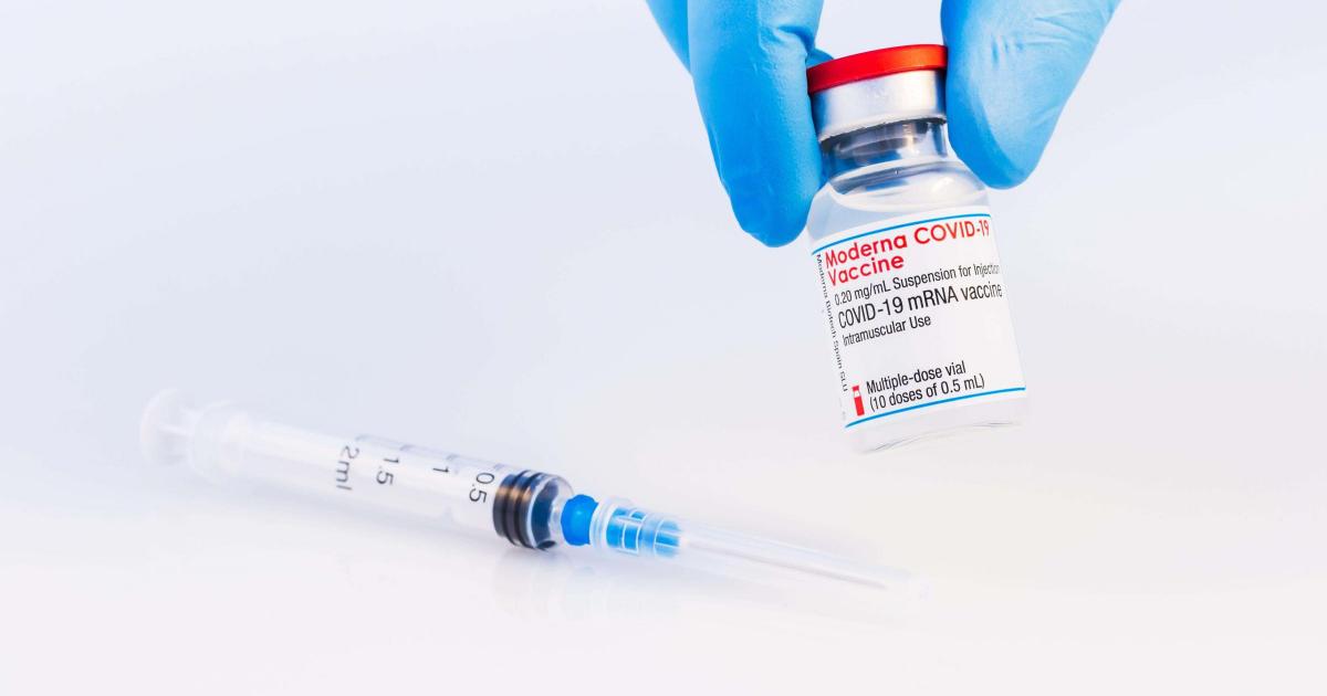 Moderna opens new vaccine facility in boost for UK pharmaceutical industry