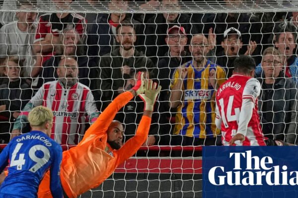 Brentford’s Fábio Carvalho hits last-gasp equaliser to frustrate Chelsea | Premier League