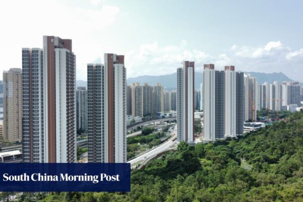 Bitumen found in water supply of subsidised estate in Hong Kong’s Ma On Shan Bitumen found in water supply of subsidised estate in Hong Kong’s Ma On Shan