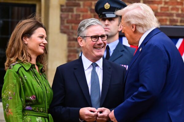 Keir Starmer welcomes president to Chequers — live