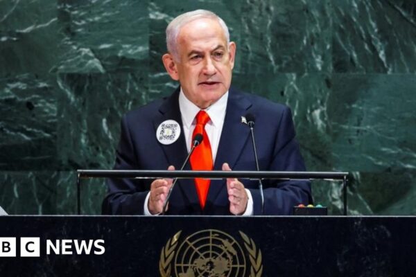 Netanyahu attacks Palestinian recognition as dozens walk out of UN speech