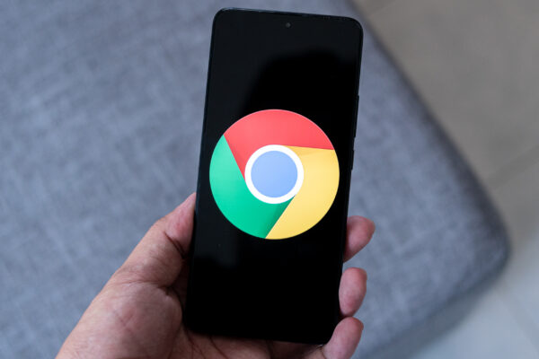 Google Chrome logo on a phone screen
