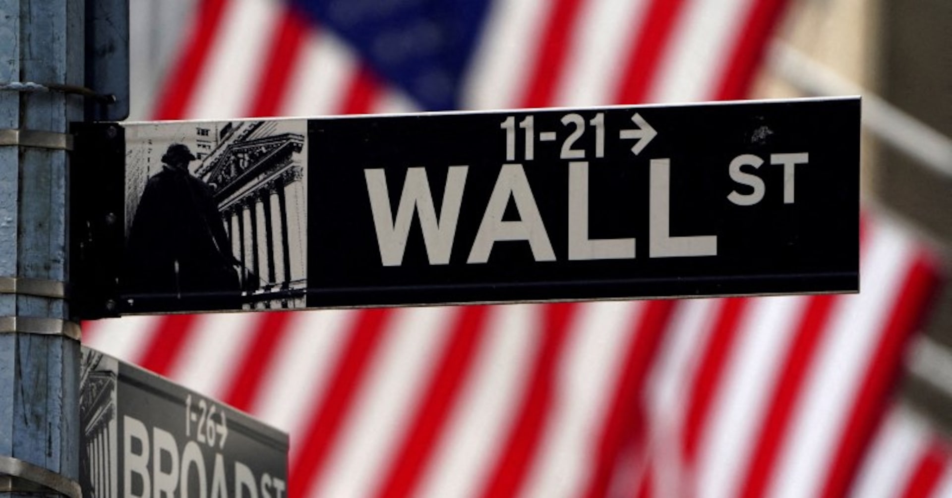 Anxious Wall Street braces for jumbo 'September effect'