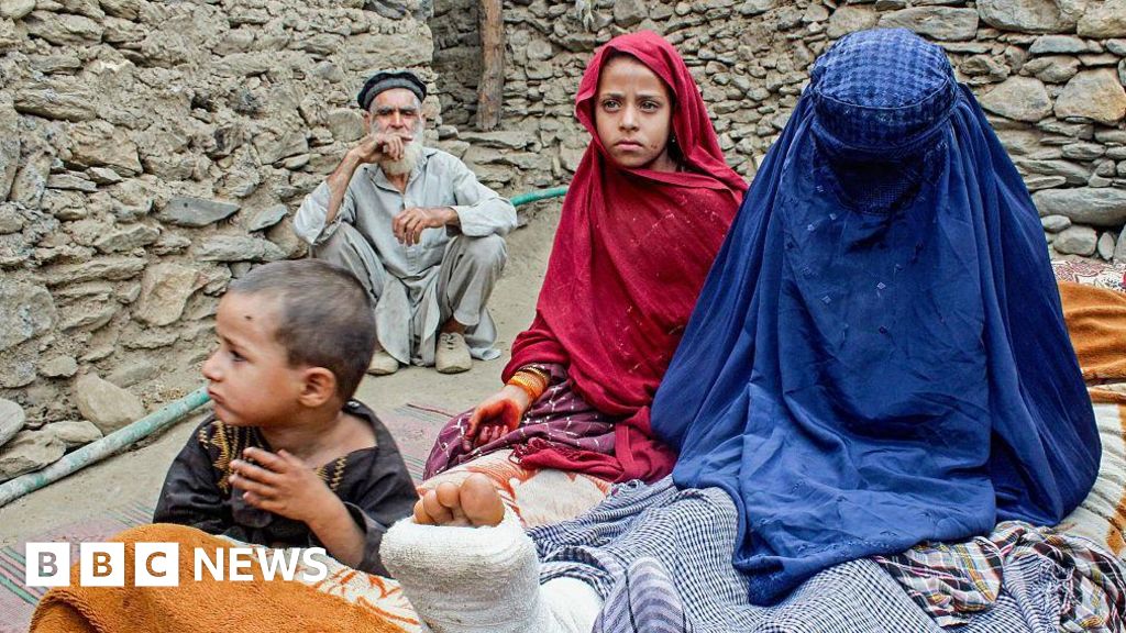 Third earthquake in one week as deaths jump to 2,200