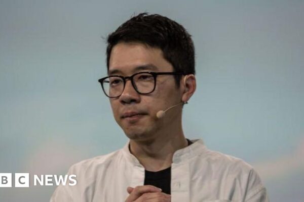 Singapore denies entry to exiled HK pro-democracy activist