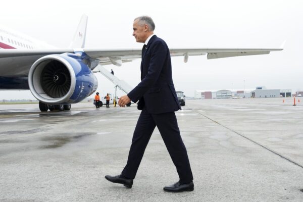 Carney wants to strengthen trade, security ties in U.K. visit