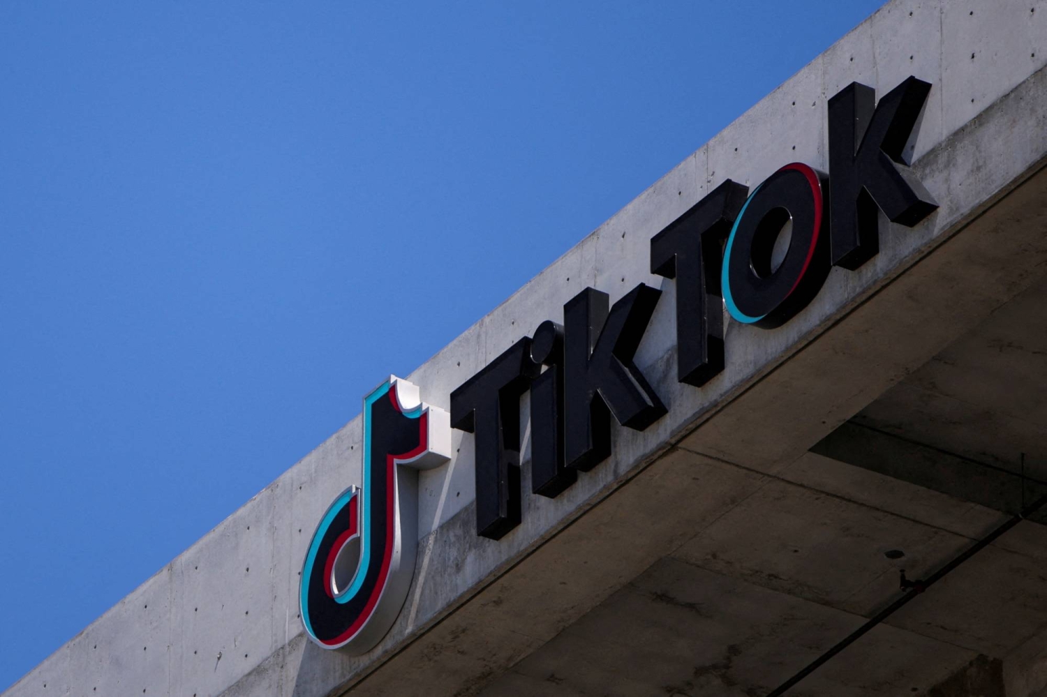 U.S. and China reach TikTok ‘consensus,’ setting up Trump-Xi call