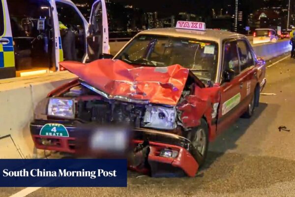 Taxi driver dies, 6 injured in 3-vehicle crash in Hong Kong’s Kwun Tong