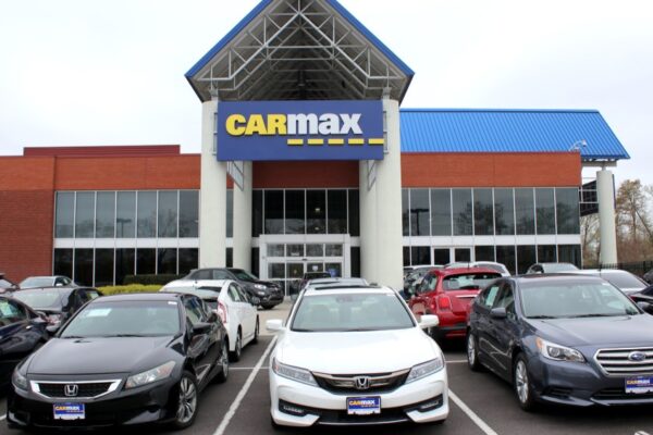 CarMax Stock Hits 52-Week Low After Q2 Earnings