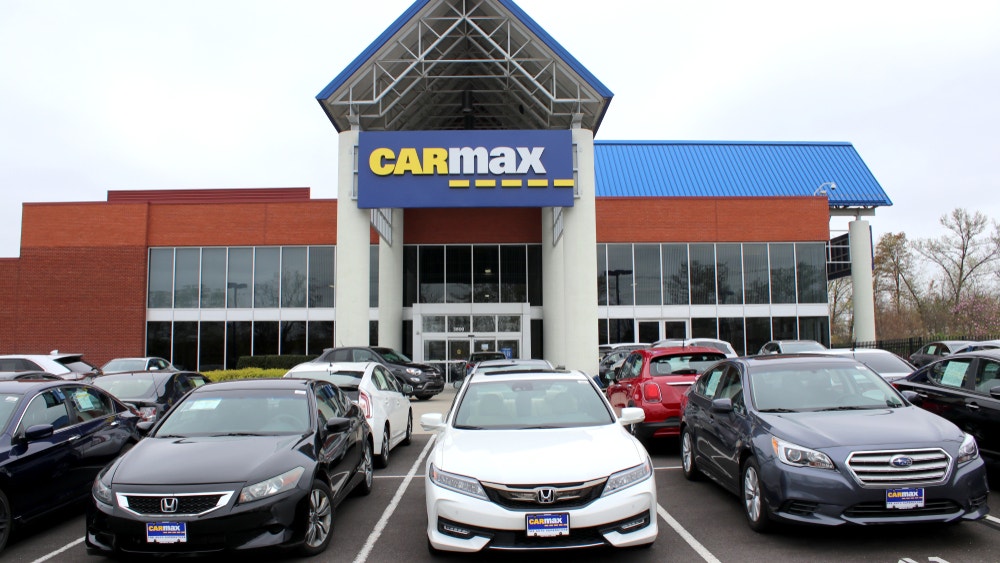 CarMax Stock Hits 52-Week Low After Q2 Earnings
