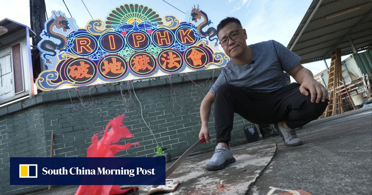 Hongkongers learn how to ‘break the gates of hell’ for Hungry Ghost Festival