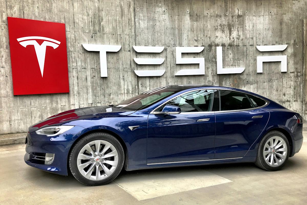 Tesla, Inc. (TSLA)’s Board Chair Dismisses Concerns About Elon Musk’s Political Activities