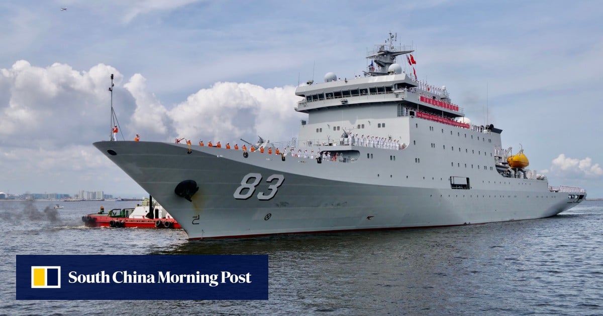 Hongkongers snap up tickets to visit PLA naval ships during National Day stop