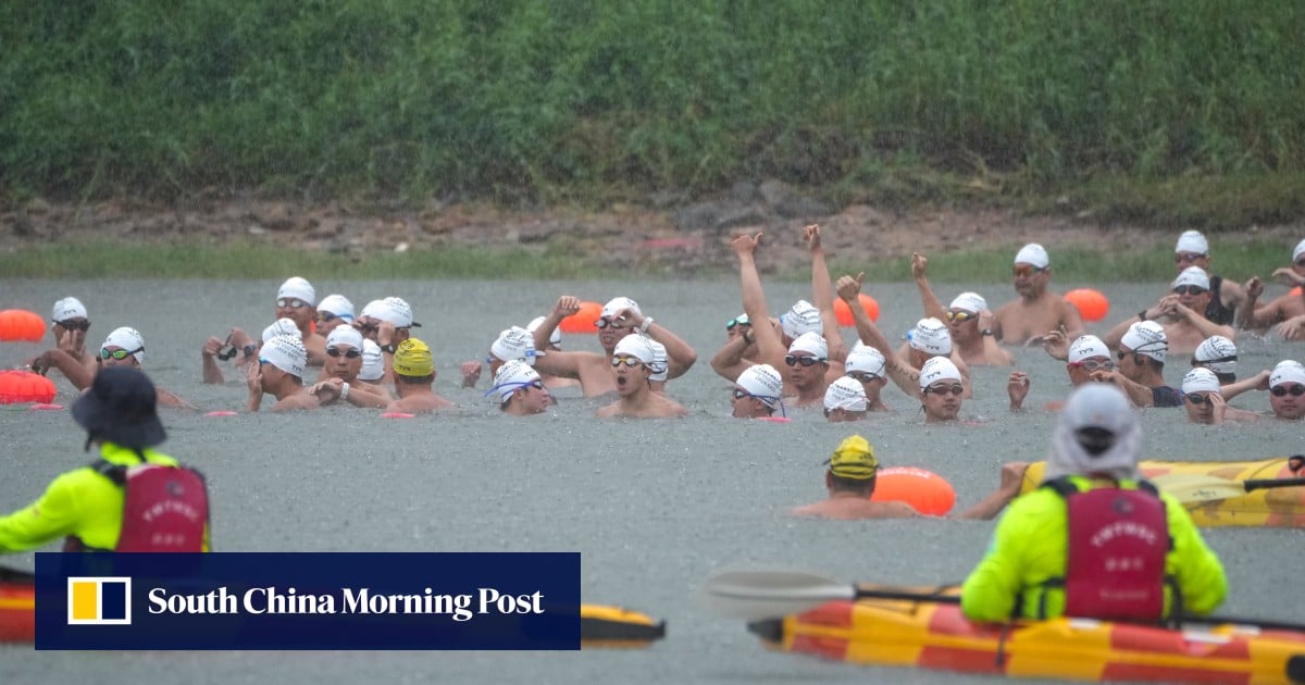 ‘Do not swim’, Hong Kong Observatory says – but Tolo Harbour race goes ahead