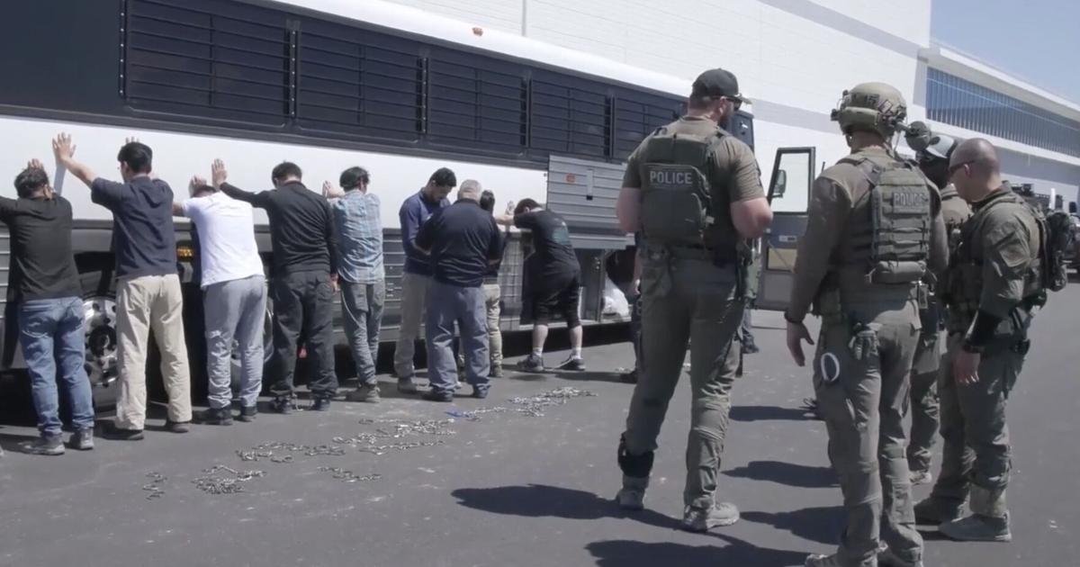 South Korea's Workers Detained in U.S. Immigration Raid | Local News