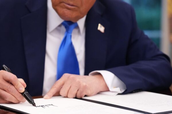 White House: H-1B $100,000 Fee Will Only Affect New Applicants