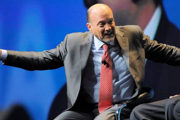 Jim Cramer's Schedule: 4 Hours of Sleep, 700 Emails