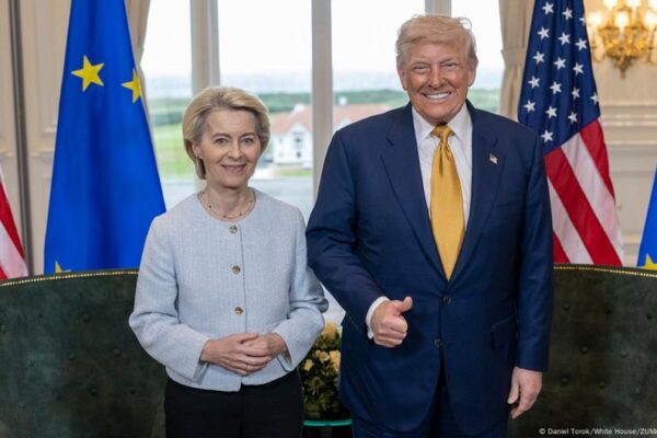 Von der Leyen tells Trump of new EU plan on Russian energy – DW – 09/17/2025