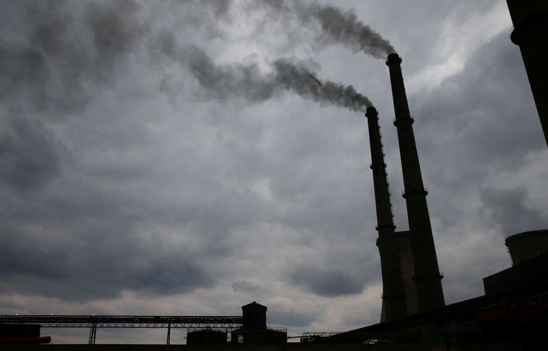 Zimbabwe agrees $455 million power plant refurbishment deal with Jindal