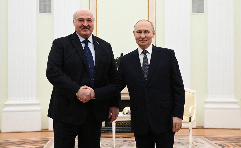 Lukashenko Claims Putin Has Trump-Backed Peace Offer For Ukraine