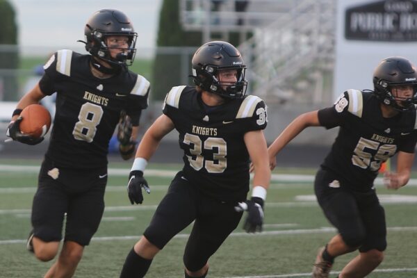 Reigning state champs open in dominant fashion