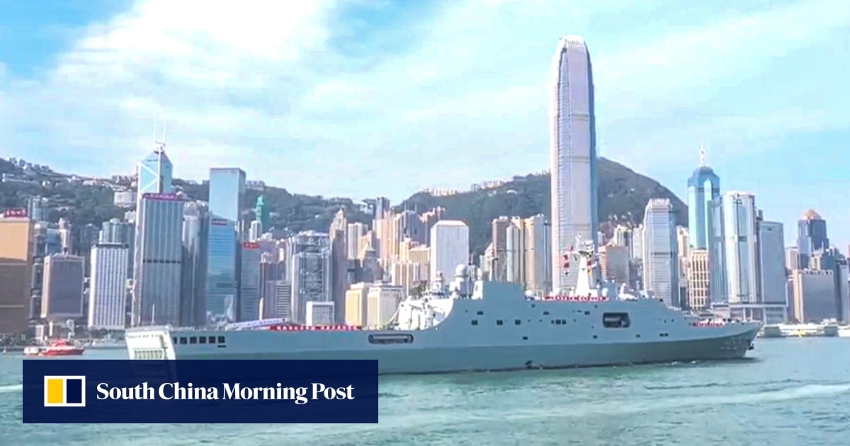 Hong Kong welcomes 2 PLA Navy vessels for National Day celebrations