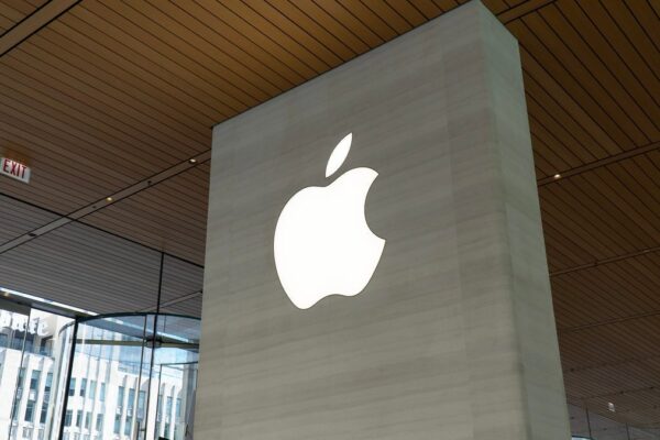 Carrier trade-in deals surface for the new iPhone 17 line