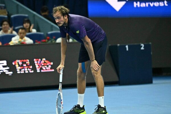 Daniil Medvedev’s best effort warning at China Open was an error, ATP Tour says