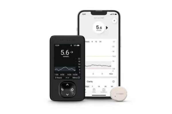 Dexcom One+ CGM phone and receiver (1)