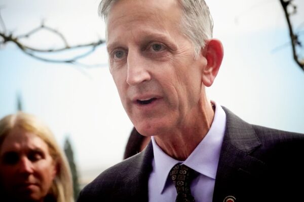 Over 100 Oregon leaders call on Trump to withdraw plans to send troops to Portland