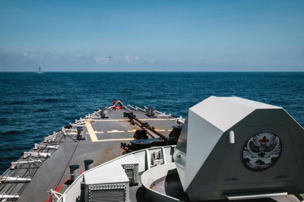 Canadian, Australian Warships Sail Through Taiwan Strait