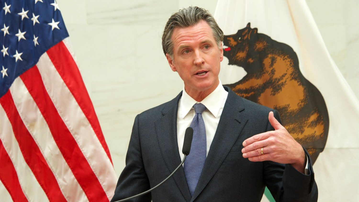 CA gov. Gavin Newsom reverses pledge on EV buyer support amid budget strains