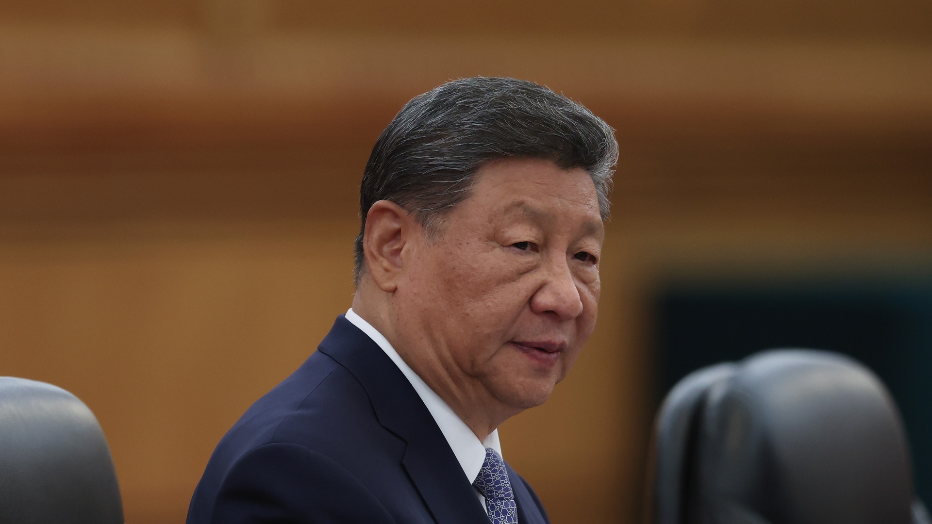Chinese President Xi Jinping is urging U.S. President Donald Trump to formally oppose Taiwanese independence.