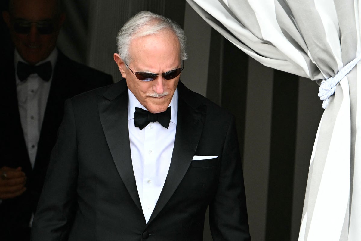 Jeff Bezos’ dad hires a CEO to manage his multibillion-dollar fortune