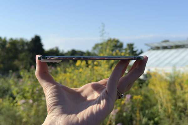 Apple iPhone Air Review