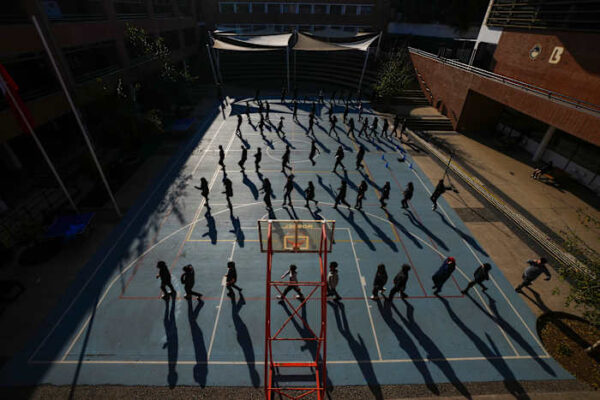 Chilean school blocks phones as students rediscover real-world connections
