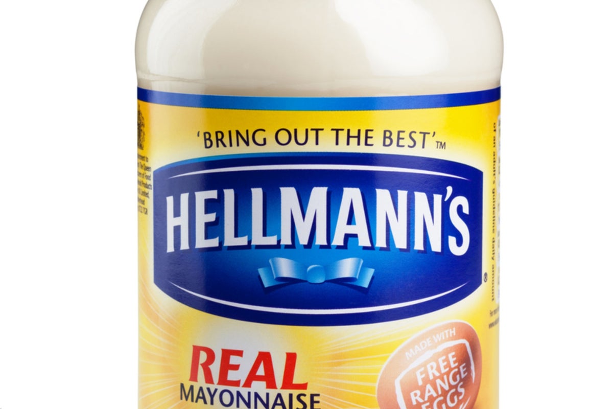 Hellmann’s offers to pay for repairs after customer set fire to cafe over lack of mayonnaise