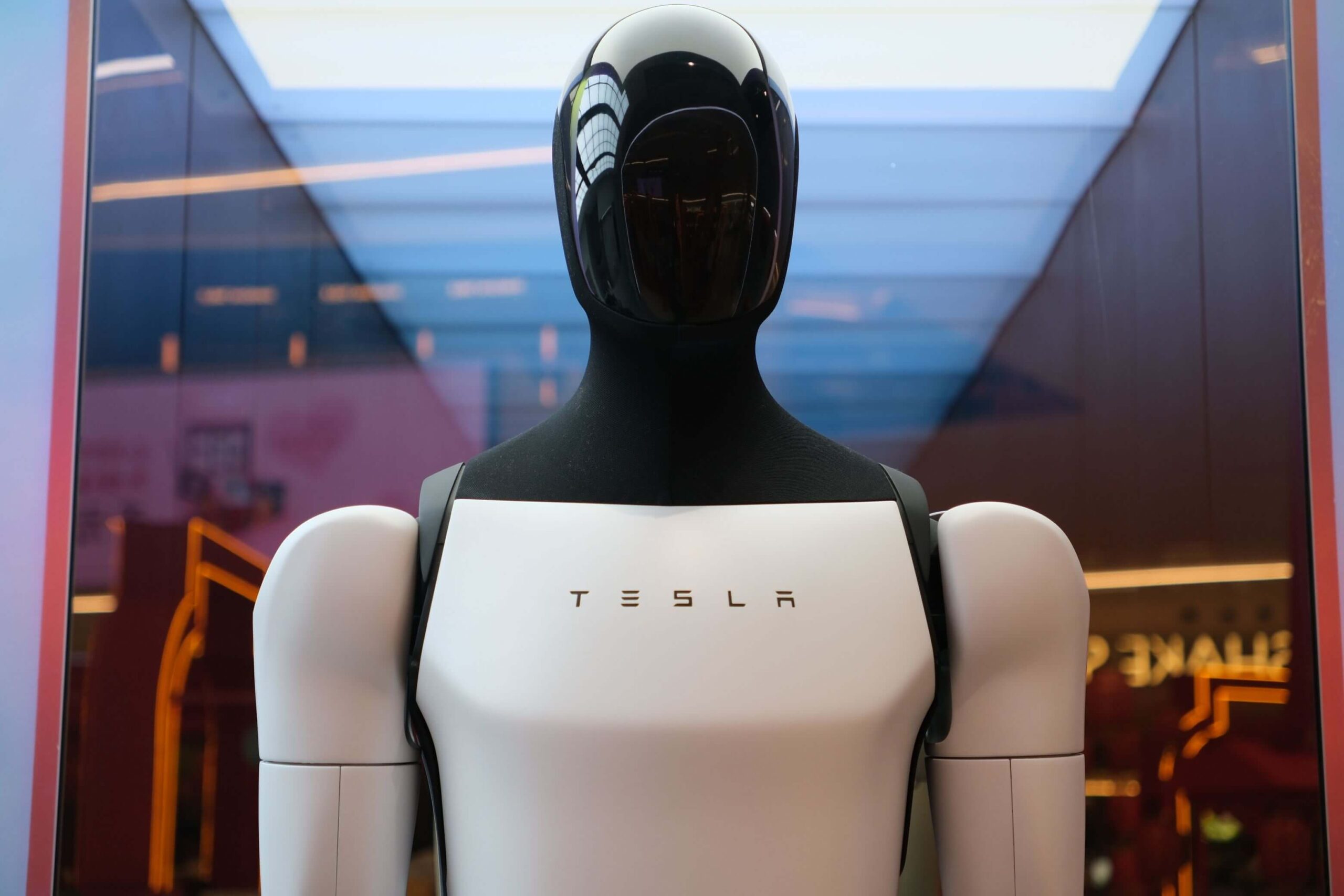 Tesla (TSLA) Stock: Can Optimus Robots Conquer China's Tech Giants?
