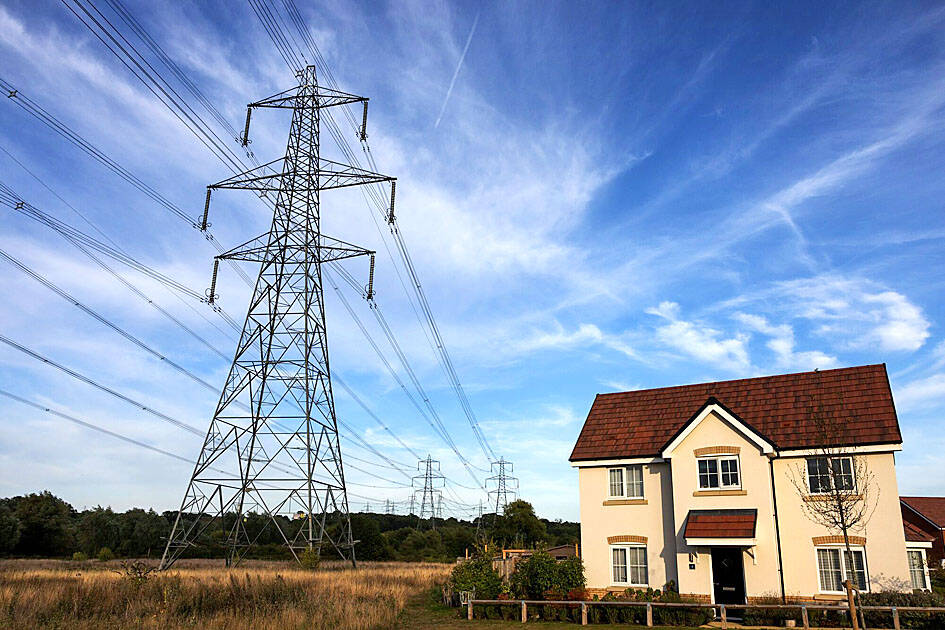 Tech pledges from Trump visit would test strained UK grid