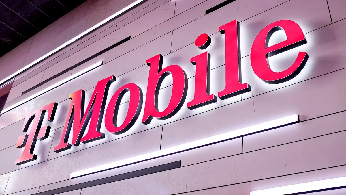 T-Mobile now lets some iOS apps use satellite data, but Apple is being discouraging