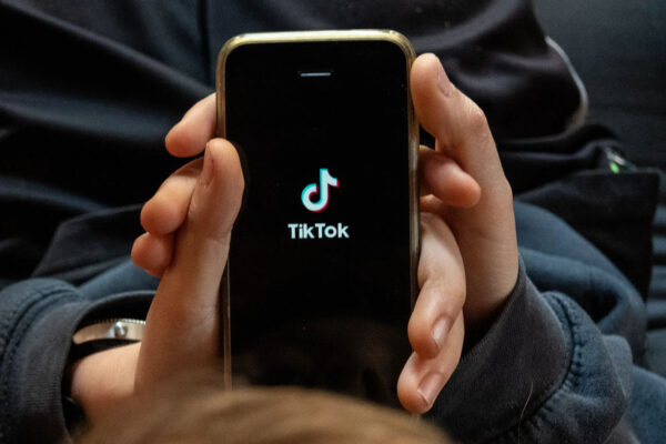 TikTok avoids ban in the US—Trump and Xi Jinping reach a historic last-minute agreement that redefines the trade war between Washington and Beijing