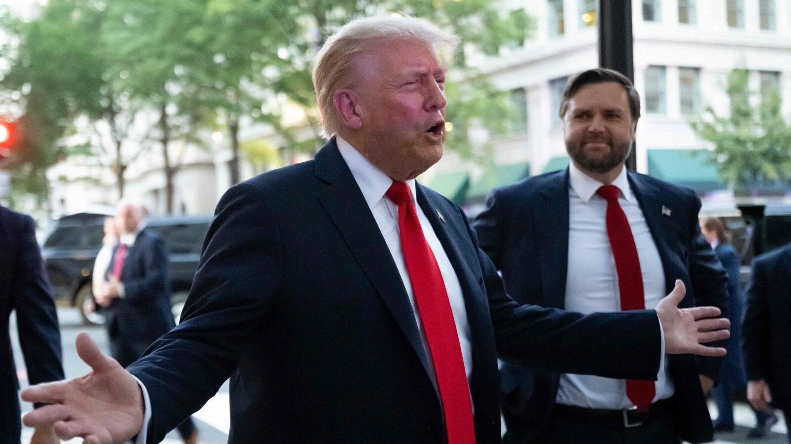 Sanctions vs tariffs? Trump urges EU to impose 100% tariffs on China, India, says report