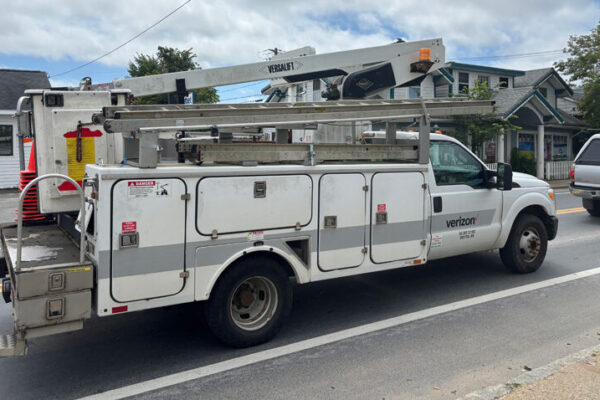 Chilmark residents: cellular unreliability risks public safety