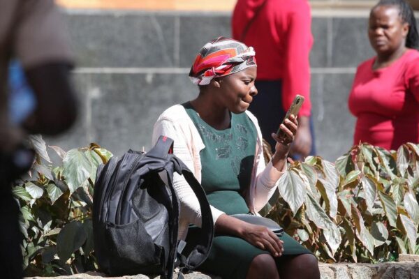 Basic mobile phone costs hold back Africa’s connectivity, report says