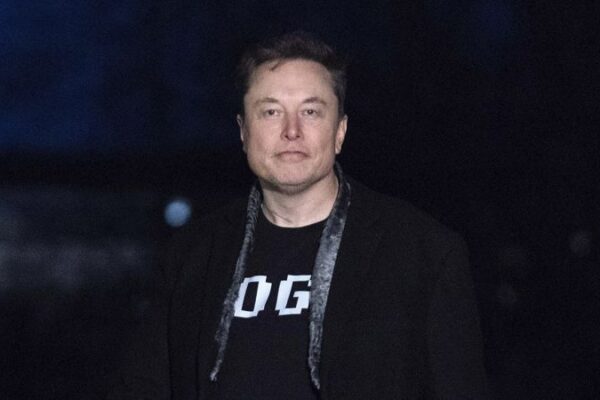 Why Tesla just threw $1 trillion at Elon Musk